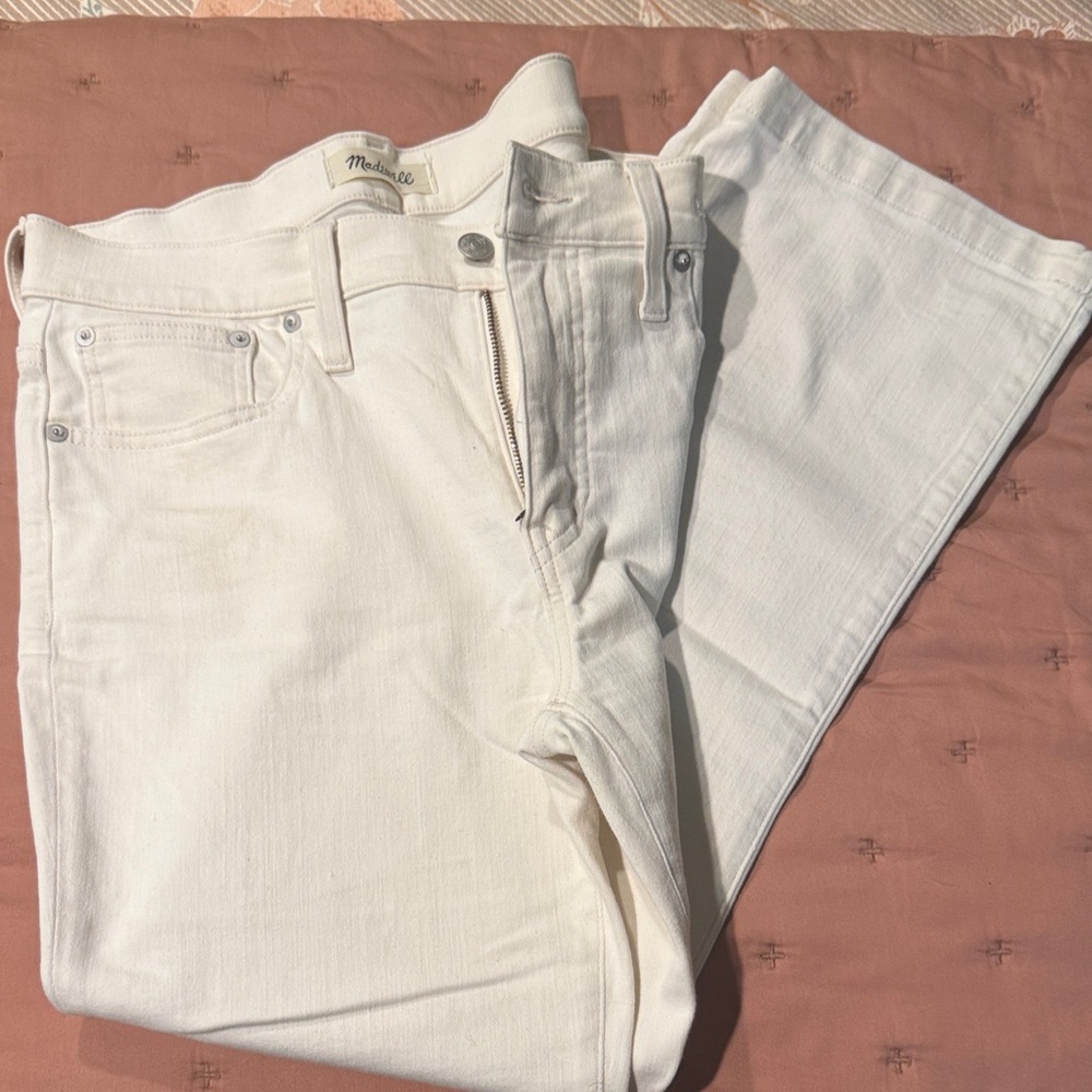 Madewell Mid rise kick out Cream Denim Jeans